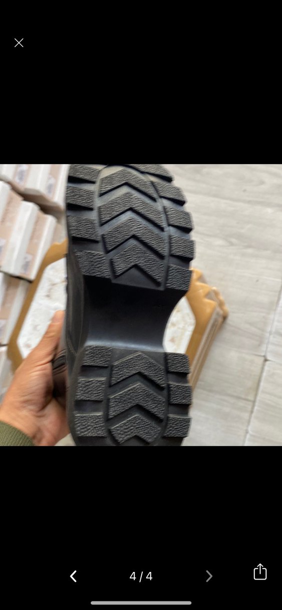 Siyah Parlak Platform Topuklu Kadın Bot - Görsel 3