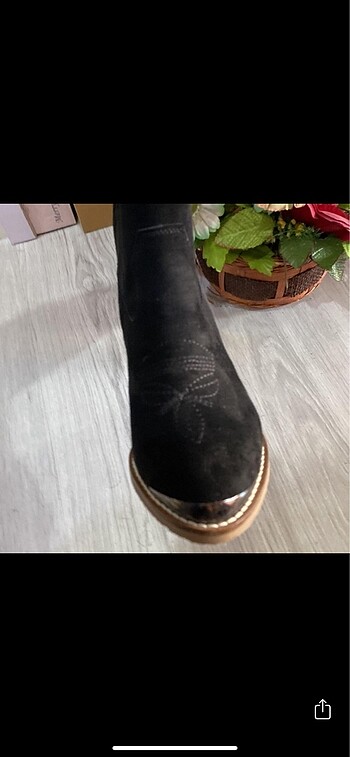 40 Beden Sıyah lüks suet derı topuk 7 cm