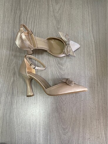 Zara Saten kumaş topuk 8 cm