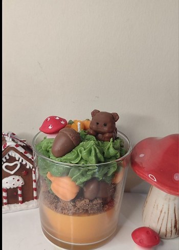Kahverengi Ayıcık ve Mantar Süslemeli Renkli Mum
