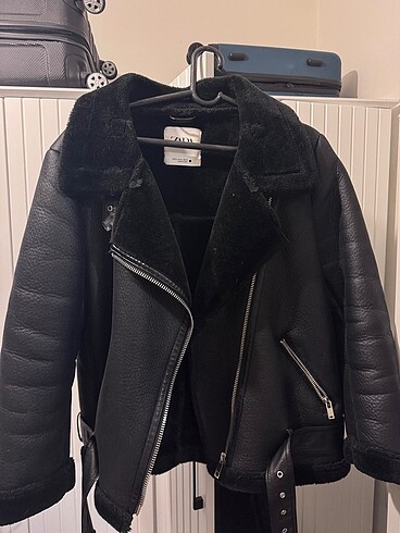 Zara mont