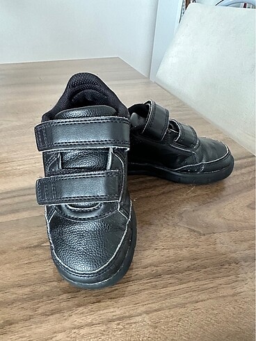 Adidas Adidas çocuk ayakkabısı