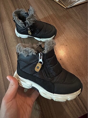 Mammaramma Unisex çocuk bot