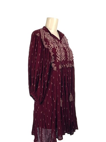 Zara Zara Kısa Elbise %70 İndirimli.