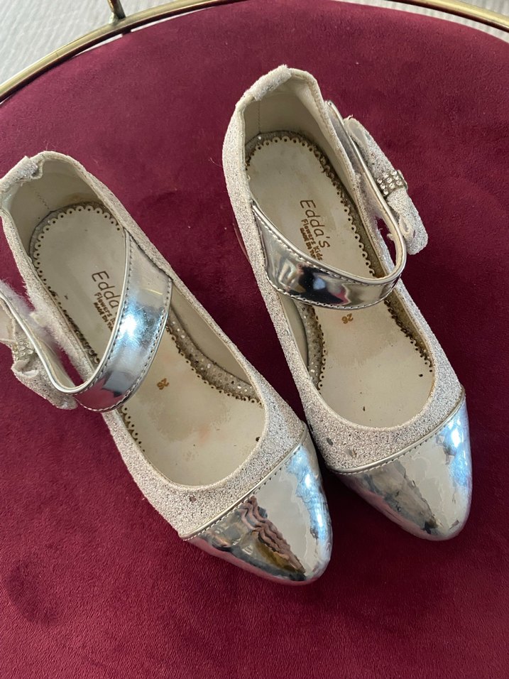 Kız Çocuk Altın Renkli Tokalı topuklu ayakkabı - Görsel 2