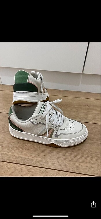 Lacoste Sneaker