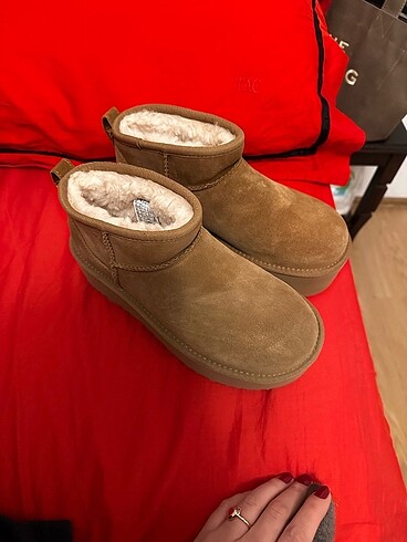 Ugg Platform