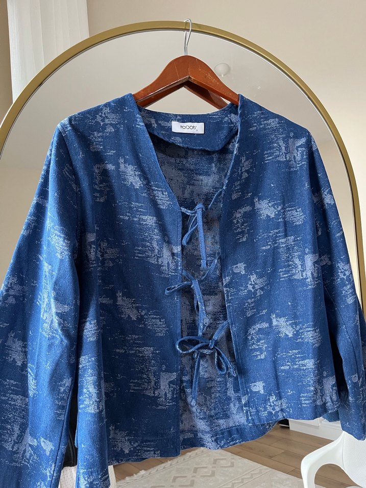 Mavi Bağcıklı Hamile Denim Bluz - Görsel 3