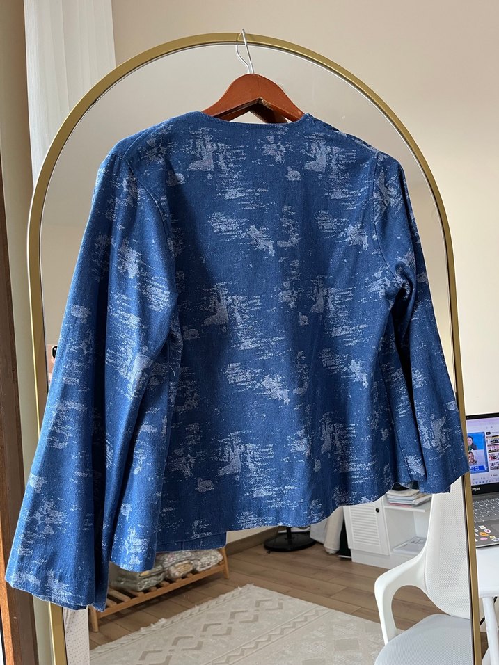 Mavi Bağcıklı Hamile Denim Bluz - Görsel 4