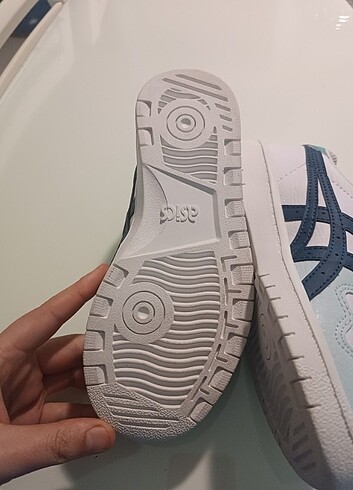 33 Beden Asics sneaker