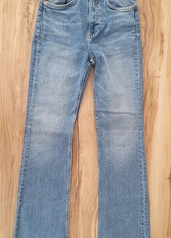 36 Beden mavi Renk Zara Flare Jean (Yeni Etiketli)