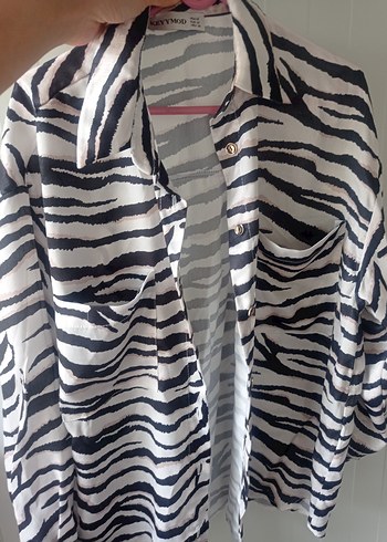 Zebra Desenli Kadın Gömlek