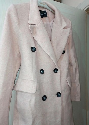 Pembe Uzun Düğmeli Kadın Kaban - Görsel 3