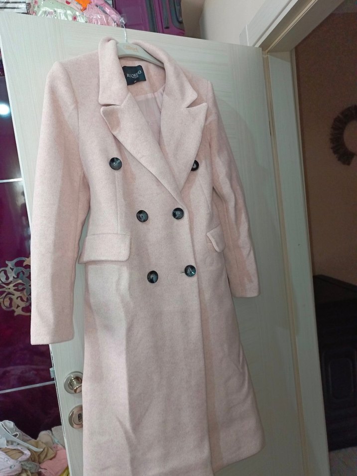 Pembe Uzun Düğmeli Kadın Kaban - Görsel 2