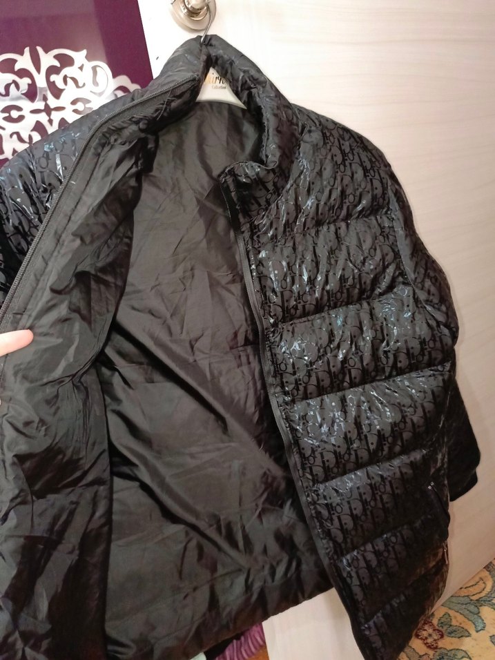 Siyah Fermuarlı Kadın Kışlık Mont - Görsel 4