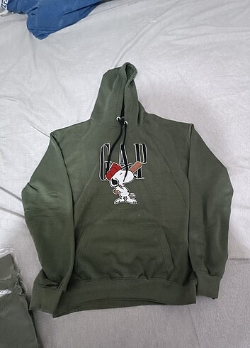 Sweatshirt 