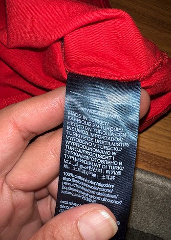 m Beden Kırmızı Tommy Jeans bayanTişört