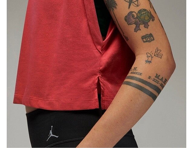 Nike Nıke Jordan orginal etiketli sporcu crop tişört