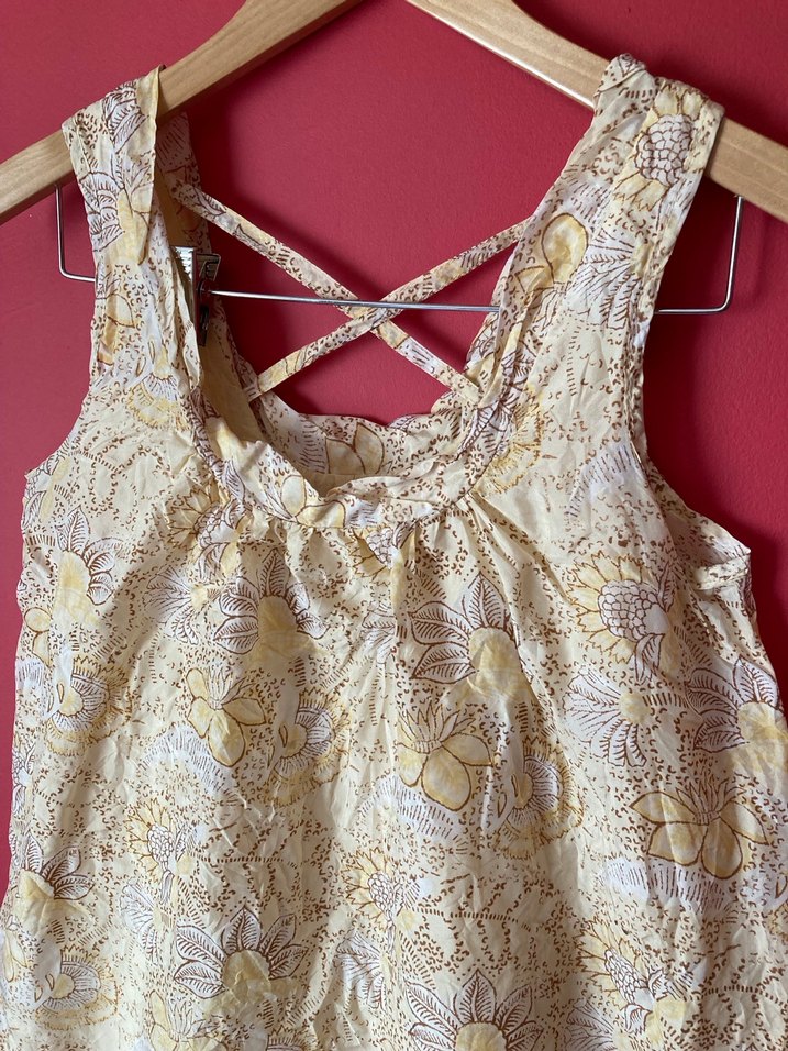 Yargıcı çiçekli elbise - Görsel 2