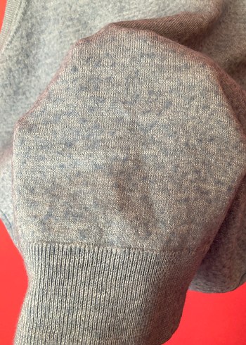 Mavi V Yaka Kiğılı Yün Süveter - Görsel 4