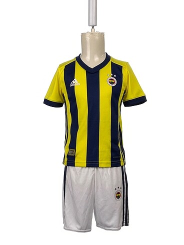 Adidas Eşofman Takımı %70 İndirimli.