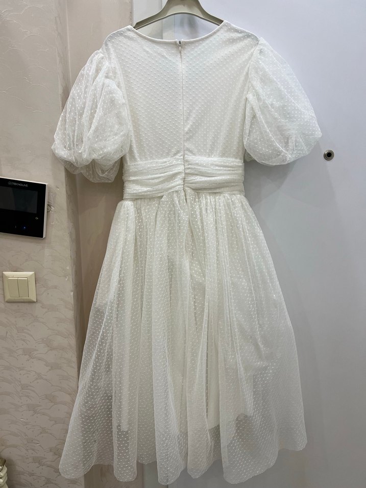 Düğmeli Beyaz Vintage Uzun Kadın Elbise - Görsel 4