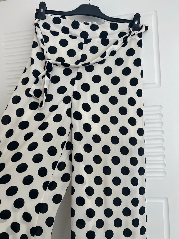 Uzun Puantiyeli pantolonlu takım - Görsel 3