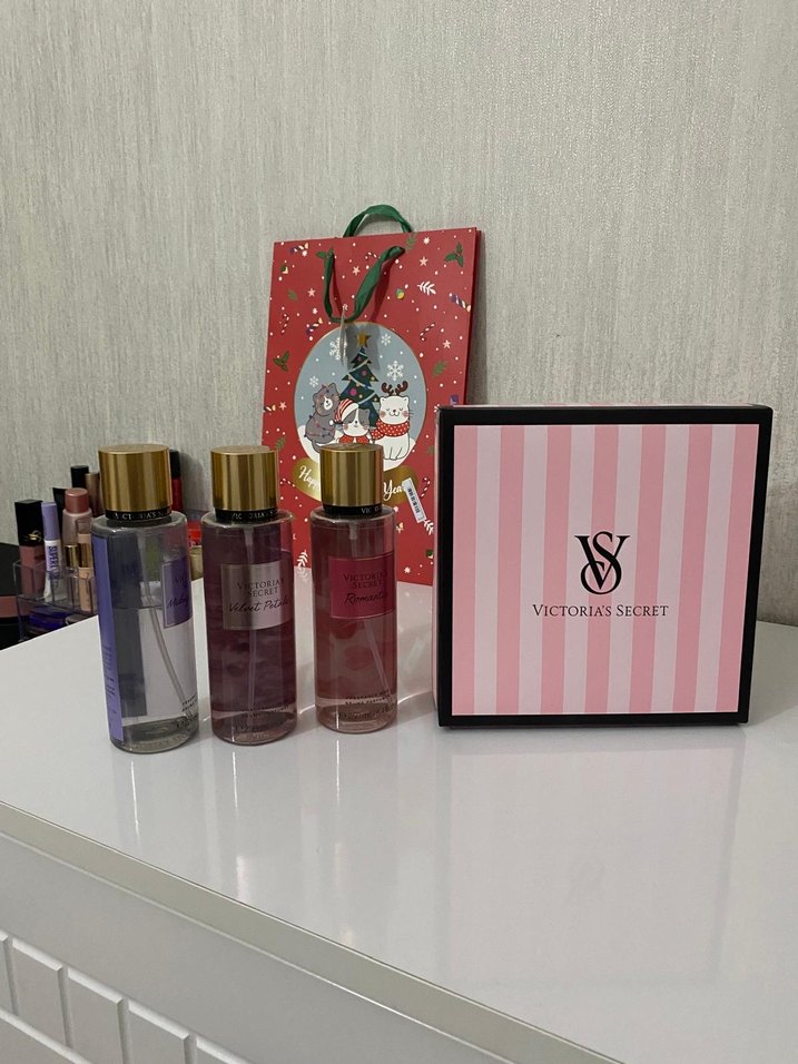 Victoria's Secret Kadın Parfüm Seti - Görsel 3