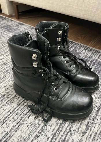 Siyah Deri Gotik Bot - Görsel 3