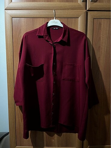 universal Beden Kırmızı bordo gömlek