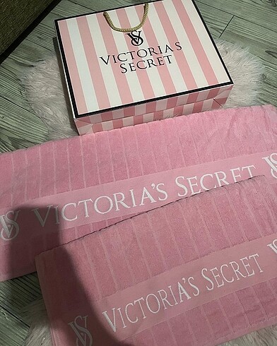 Victoria?s secret havlu seti