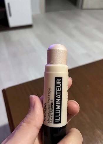 Beden Wet n Wild hıghlight