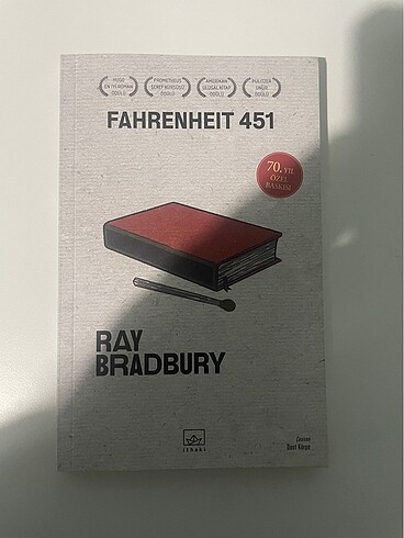 Fahrenheit 451
