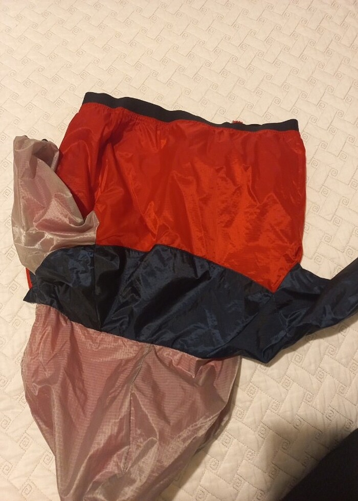 Nike erkek cocuk yağmurluk  - Görsel 3