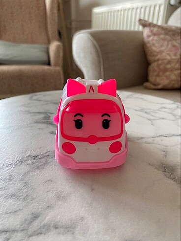 Robocar ekibi. Amber-poli-roy-heli