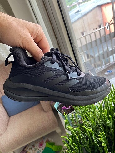 Adidas Orjinal adidas çocuk spor ayakkabı 31,5