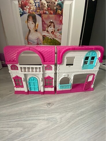  Beden Barbie evi