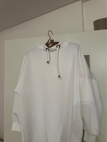 m Beden beyaz Renk Scuba sweatshirt