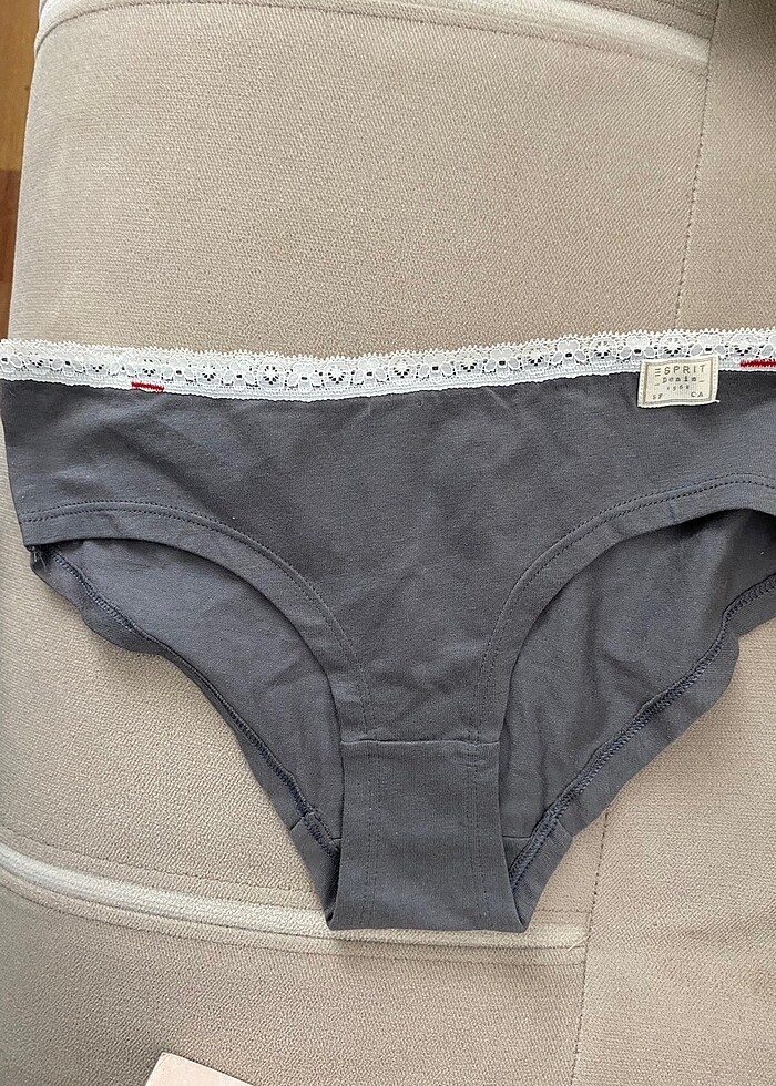 Kız çocuğu 10-11 yaş slip. 3 lu fiyatıdır - Görsel 2
