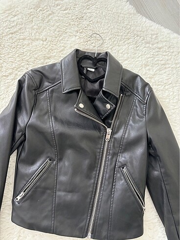 34 Beden siyah Renk H&M Deri Ceket