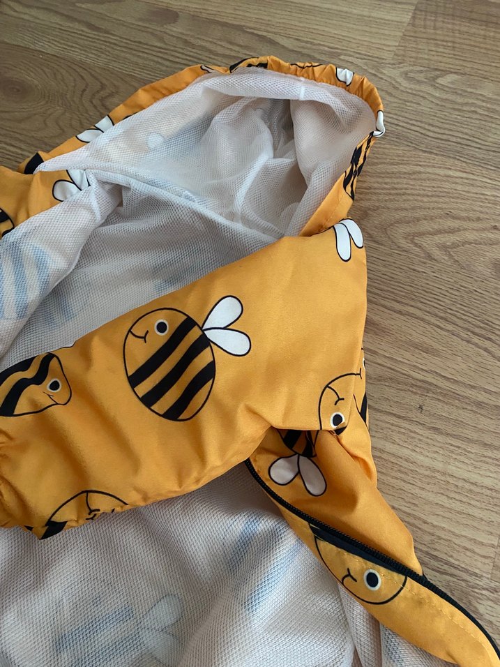 Sarı Baskılı Erkek Çocuk Kapüşonlu Yağmurluk - Görsel 5