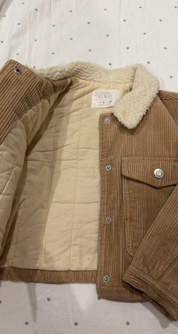 Kız Çocuk Kahverengi Süet Düğmeli Ceket - Görsel 3