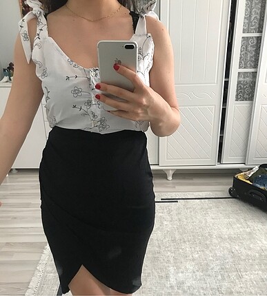 s Beden Askılı bluz