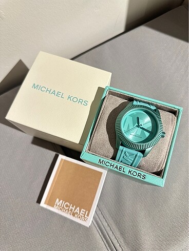 Michael Kors Kadın Kol Saati MK6804