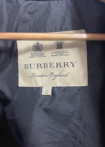 Burberry Orjinal bomber şişme mont - Görsel 3