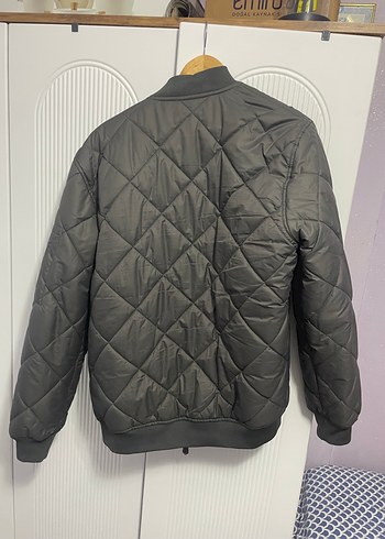 Burberry Orjinal bomber şişme mont - Görsel 2