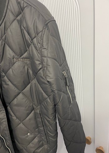 Burberry Orjinal bomber şişme mont - Görsel 5