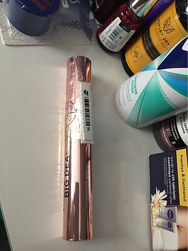  Beden Renk Loreal paradise big dea maskara