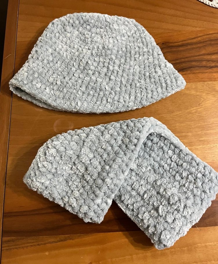 Gri Örgü bayan  Şapka ve Boyunluk Seti - Görsel 3