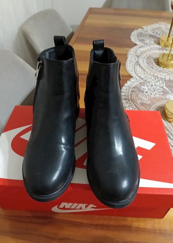 Diğer Bayan Bot